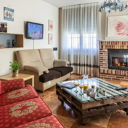 Apartment Gran Con Jardin A 55 Min De Madrid Wifi Free Aparca En La Puerta *