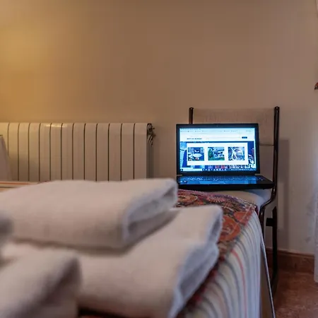 Deluxe A 10 Min Del Acueducto I Jardin I 2 Tv I 5g I Aparca En La Puerta I Ubicacion Excelente I Todas Ventanas A La Calle *