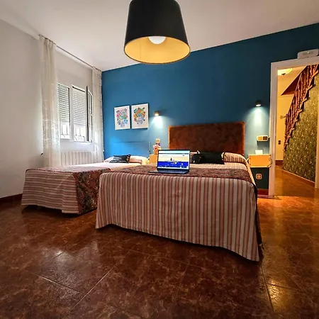 Gran Con Jardin A 55 Min De Madrid Wifi Free Aparca En La Puerta * Segovia