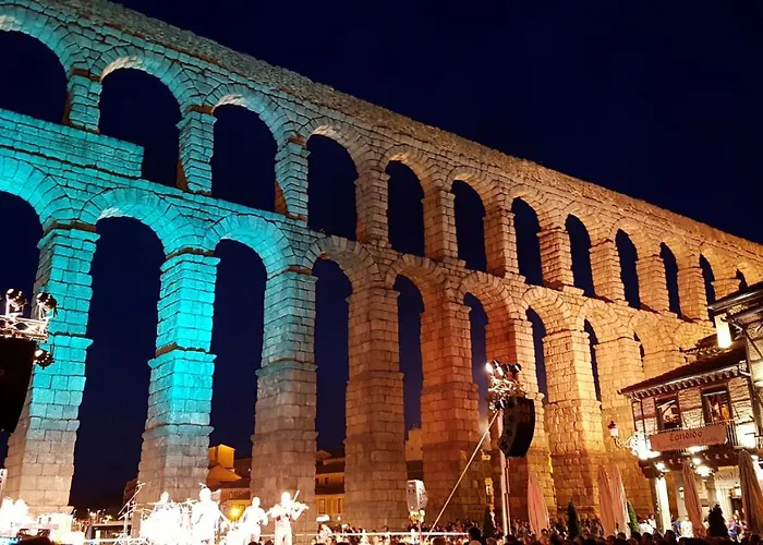 Lejlighed Gran Con Jardin A 55 Min De Madrid Wifi Free Aparca En La Puerta